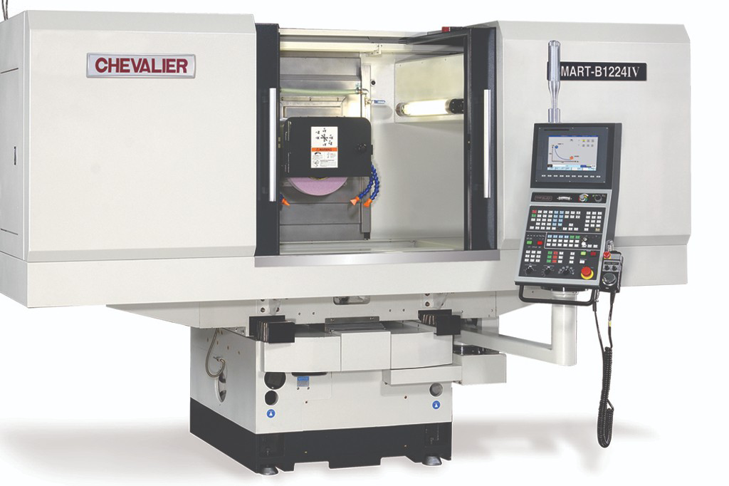 Máquina rectificadora Chevalier operativa en el taller de Talleres Ramón Clemente, utilizada para mecanizados de precisión